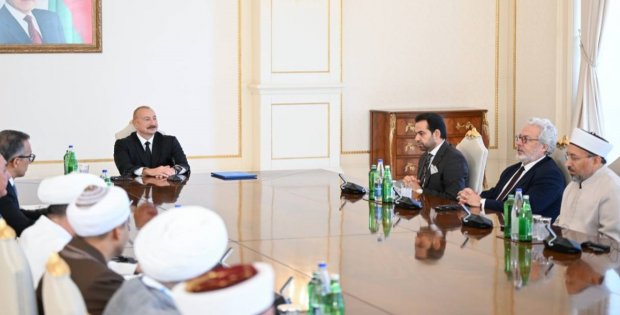 Aliyev: Birlik olursa bize hiç kimse dokunamaz