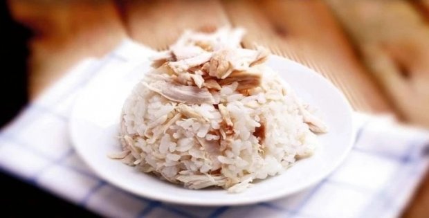 Kahvaltı: Süt, yumurta; Akşam yemeği: Tavuk, pilav