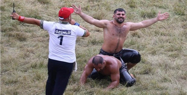 Kırkpınar Yağlı Güreşleri’nde altın kemerin sahibi belli oldu