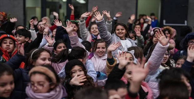 Okullarda ara tatilin kaldırılması: Eylül ayında yaşama geçebilir