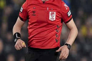 Kanarya, Aslan'a kükredi: Süperkupa Fenerbahçe'nin