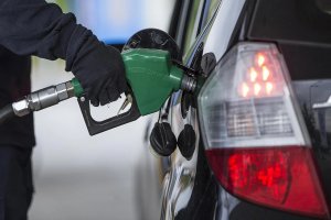 Benzine indirim geldi