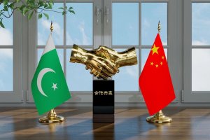 Çin’e bir ziyaret de Pakistan’dan