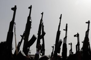 Husilerden Suudi Arabistan'a füze saldırısı