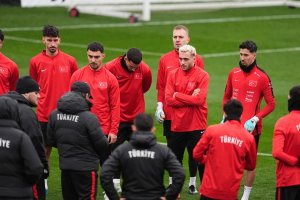 Kanarya, Aslan'a kükredi: Süperkupa Fenerbahçe'nin