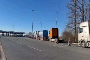 Schengen vize kuyruğunda 75 saatlik hayat mücadelesi