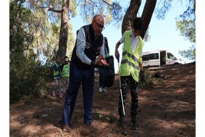 Takipçim Kadar Çöp Topluyorum: Aras ve Minik Doğa Müfettişleri Görev Başında