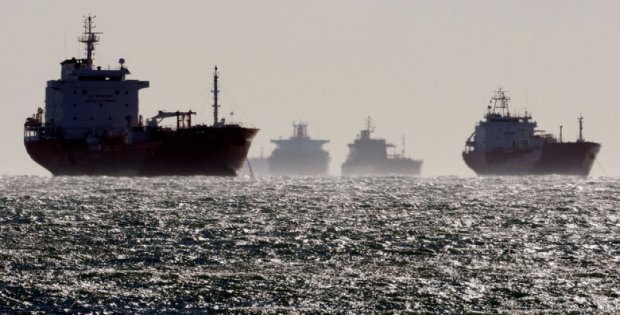 Türkiye'ye ilk petrol sevkiyatı başladı